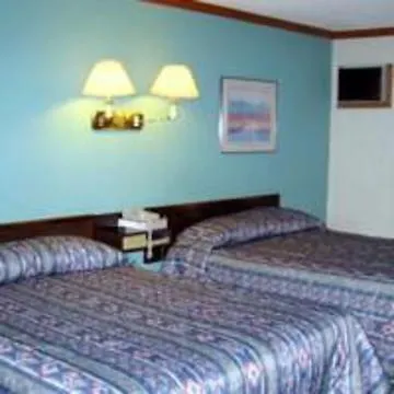 Motel Canadas Best Value Inn YYC