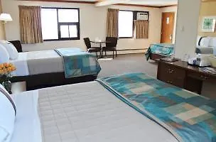 Canadas Best Value Inn YYC Motel